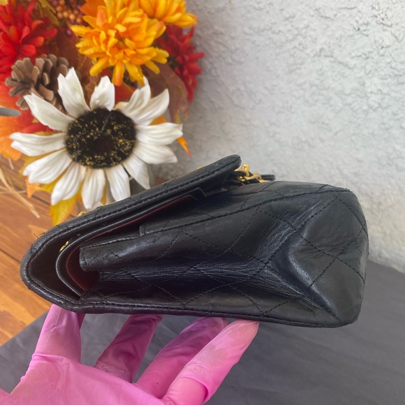 🎉❤️VINTAGE LOVER♥️🎉CHANEL 10” DOUBLE FLAP BAG LAMB GOLD HARDWEARS ❤️ - Picture 12 of 17